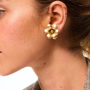 Roxanne Assoulin The Flower Earrings Clip-on Gold